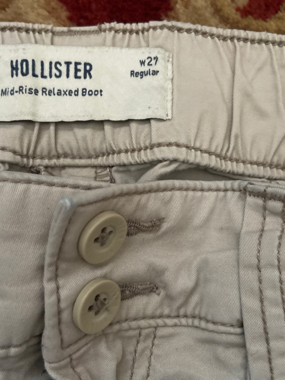 Hollister Mid-Rise Relaxed Boot Pants in Light Beige - Picture 3 of 4